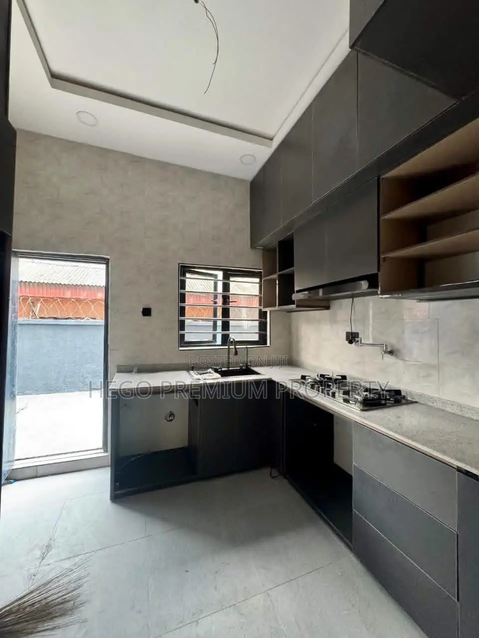3bdrm Bungalow in Omaro Estate, Obio-Akpor for sale