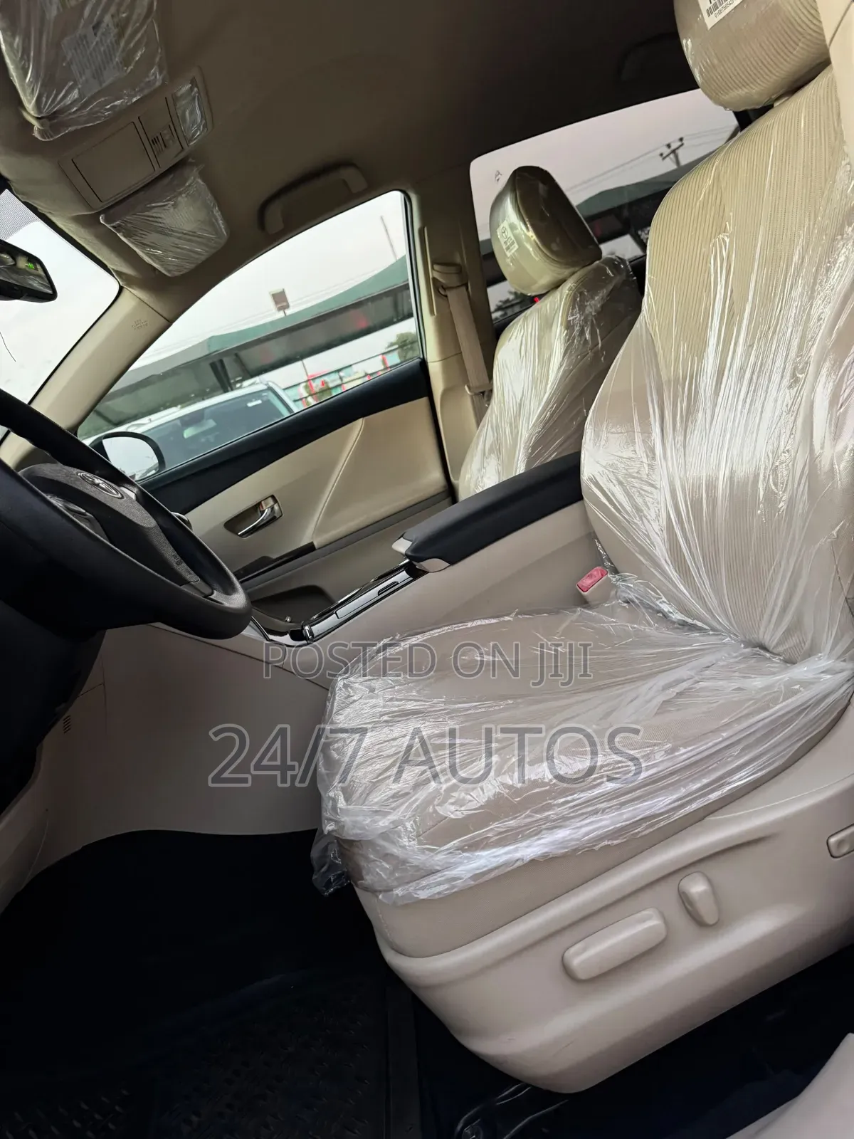 Toyota Venza 2011 White