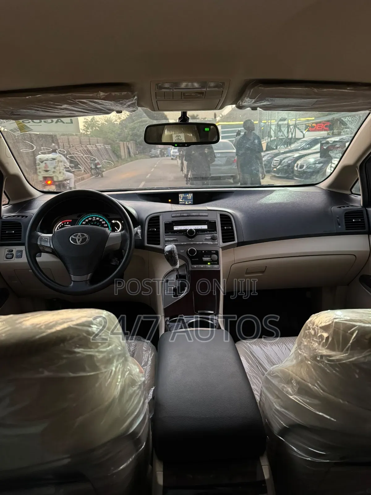 Toyota Venza 2011 White