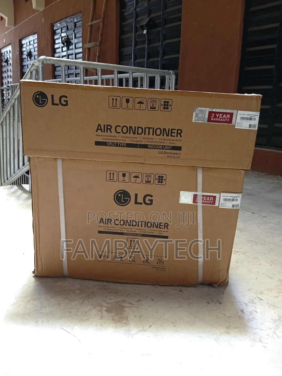 Space-Saving LG 1.5Hp Non-Inverter AC