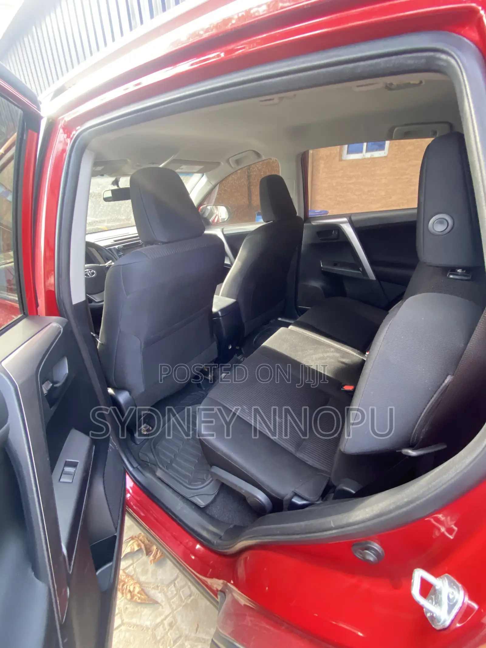 Toyota RAV4 2016 Red