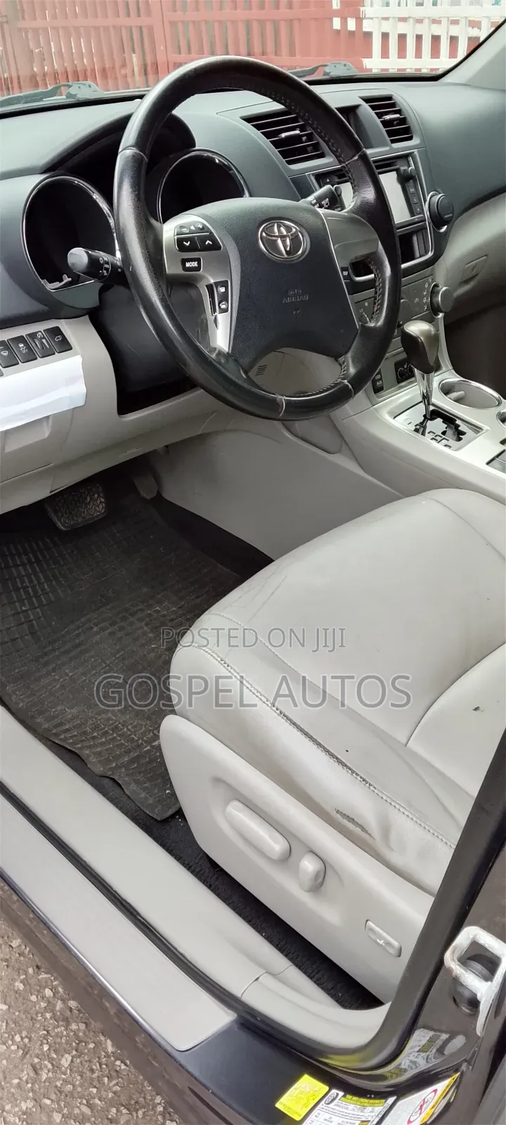 Toyota Highlander 2013 Gray