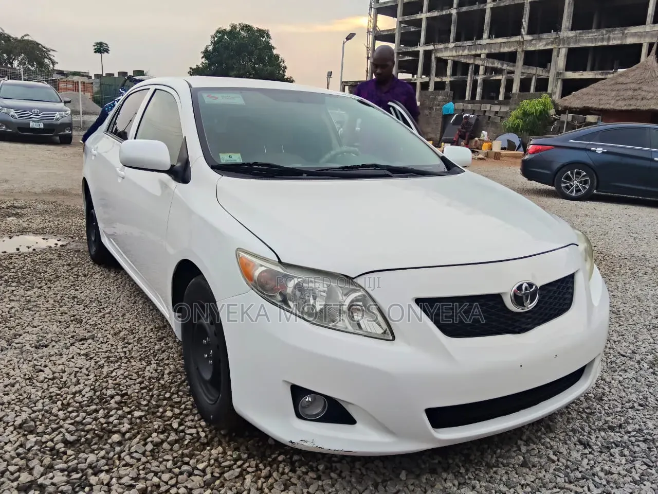 Toyota Corolla LE 4dr Sedan (1.8L 4cyl 4A) 2010 White