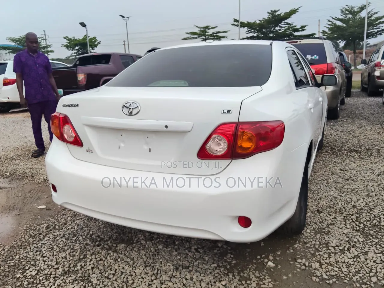 Toyota Corolla LE 4dr Sedan (1.8L 4cyl 4A) 2010 White