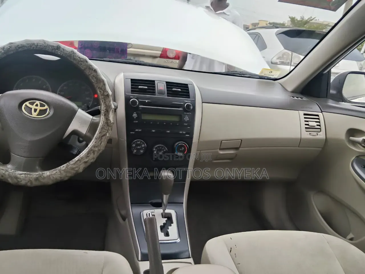 Toyota Corolla LE 4dr Sedan (1.8L 4cyl 4A) 2010 White