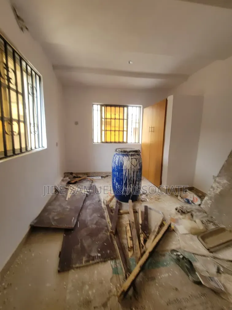 Furnished 3bdrm Block of Flats in Ayobo for rent