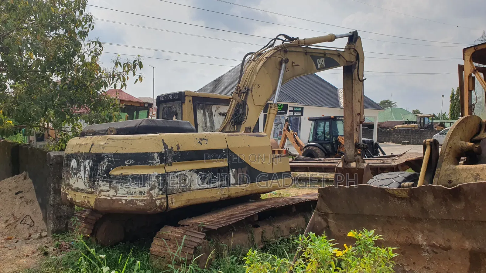 Heavy Duty Equipment Hire Rent and Sale Hiring Rental Sell