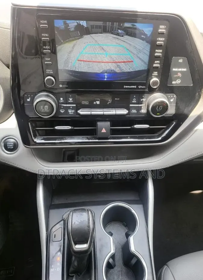 Toyota Highlander XLE AWD 2020 Blue