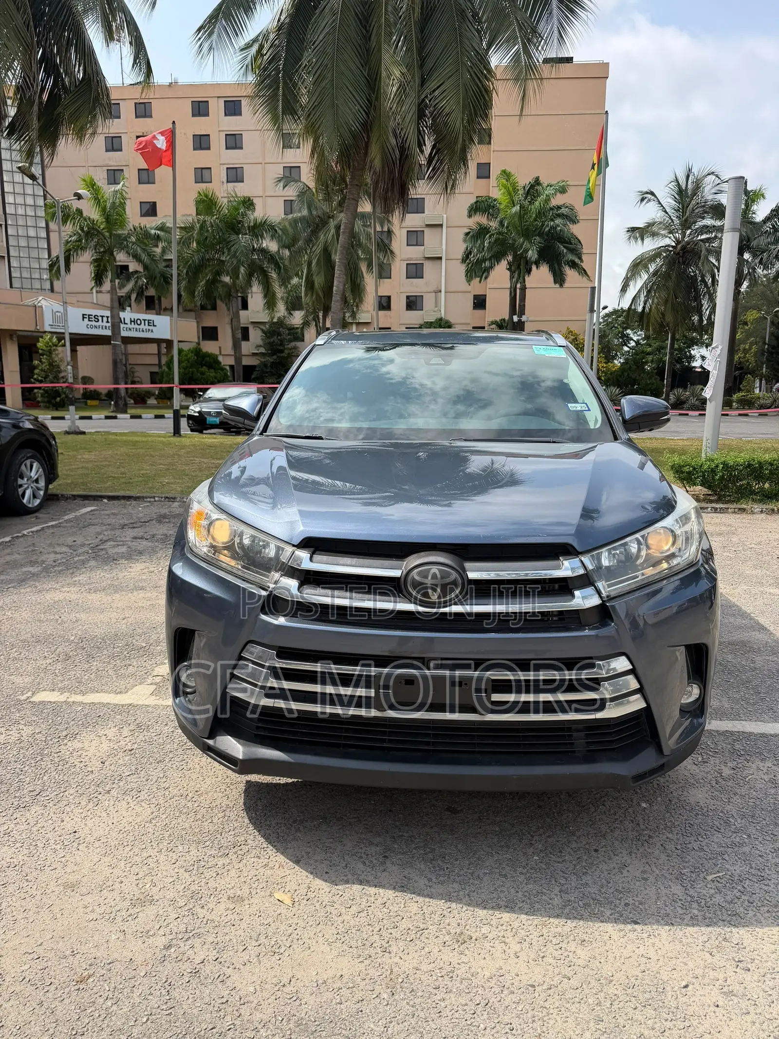 Toyota Highlander Limited Platinum 2019 Blue