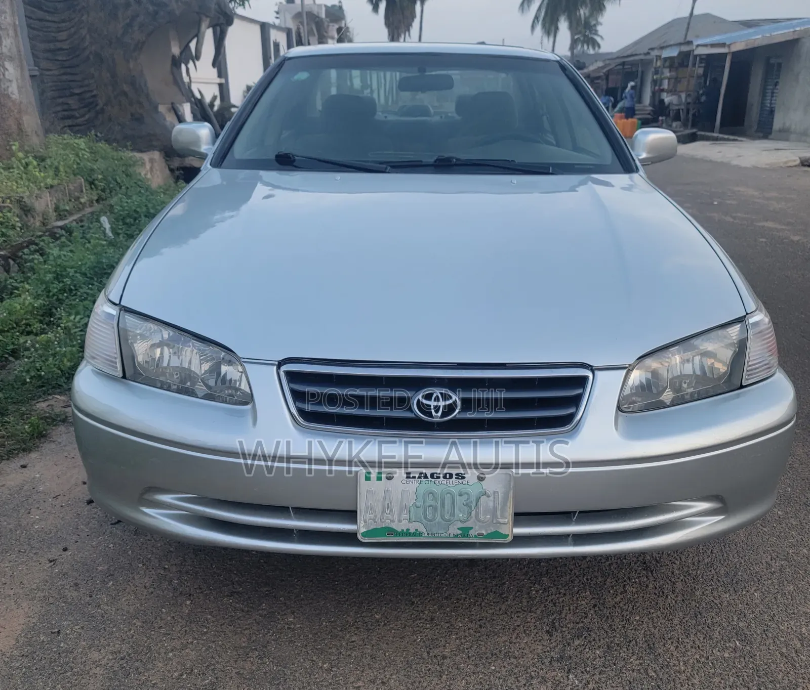 Toyota Camry LE 4dr Sedan (2.4L 4cyl 5M) 2002 Silver