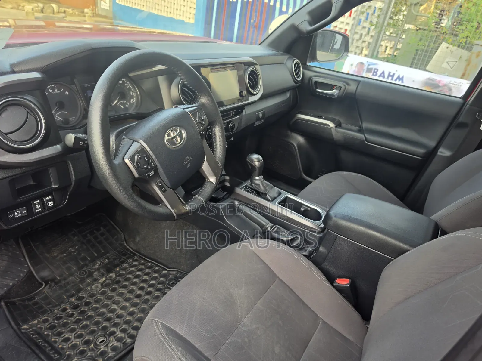 Toyota Tacoma SR5 2017 Red