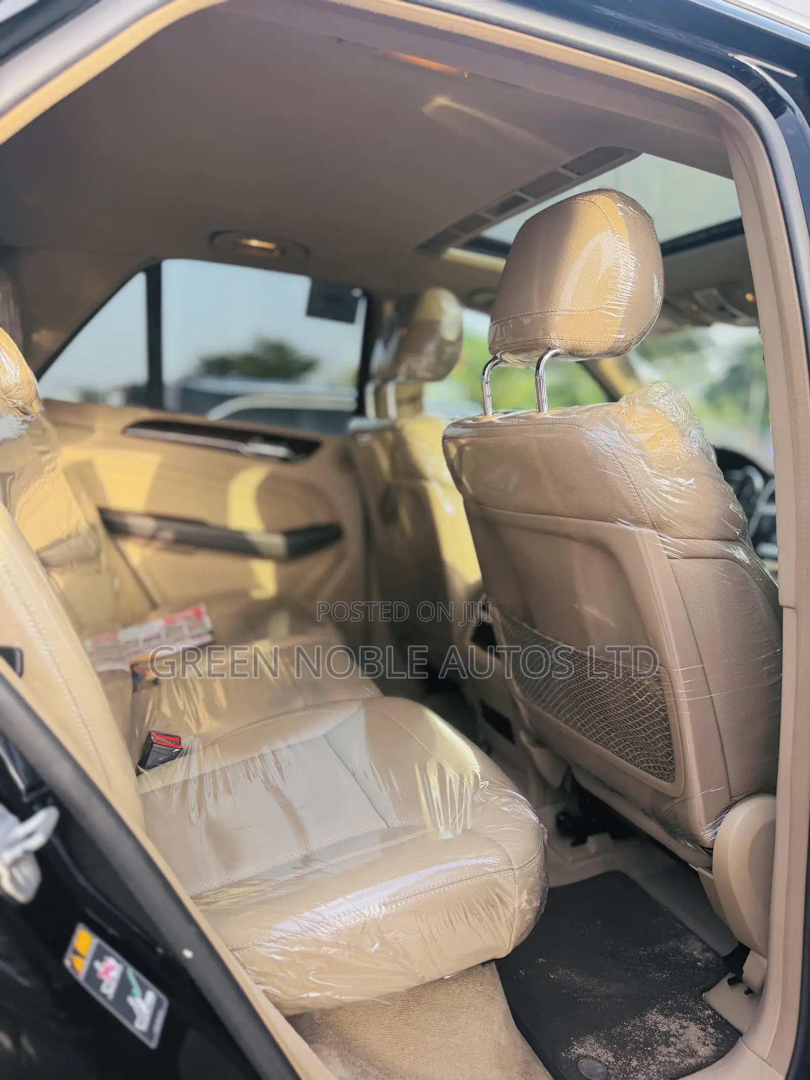 Mercedes-Benz M Class ML350 4MATIC 4dr SUV AWD (3.5L 6cyl 7A) 2014