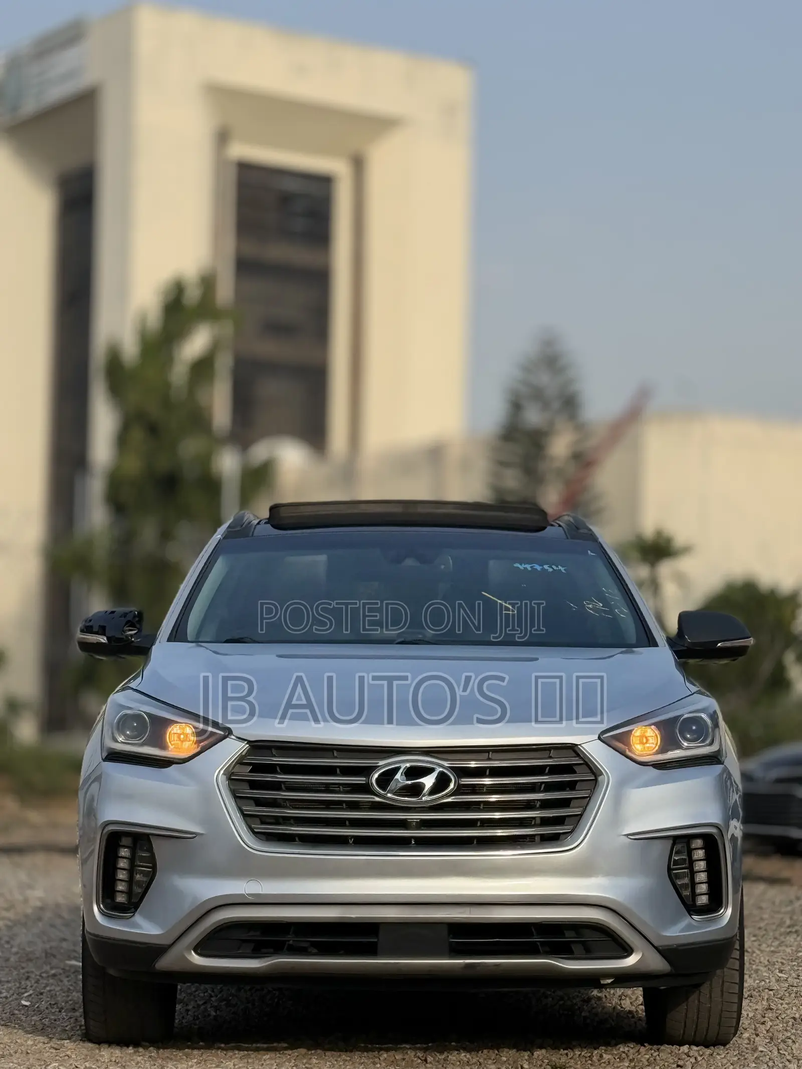 Hyundai Santa Fe SE Ultimate AWD 2017 White