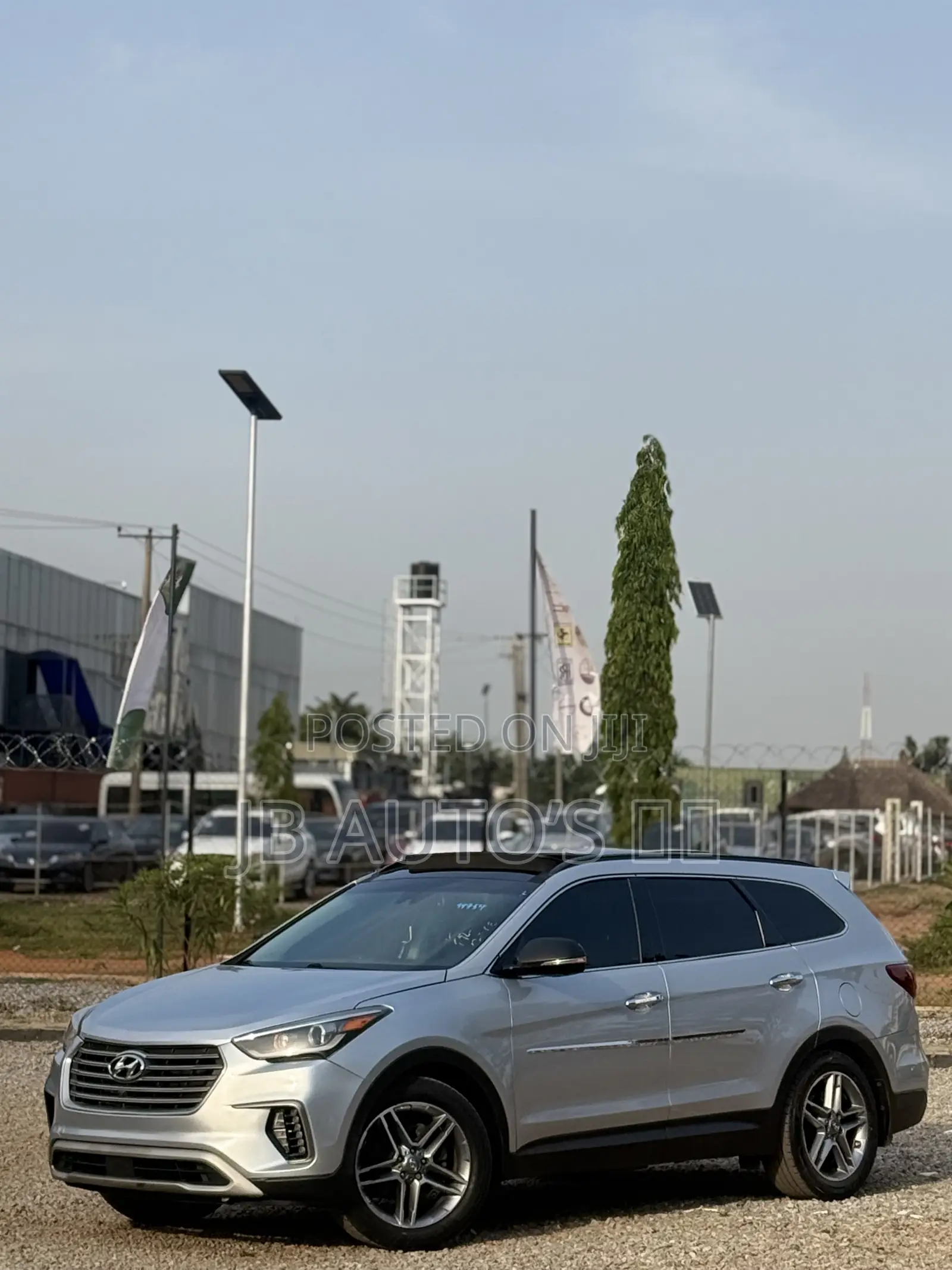 Hyundai Santa Fe SE Ultimate AWD 2017 White