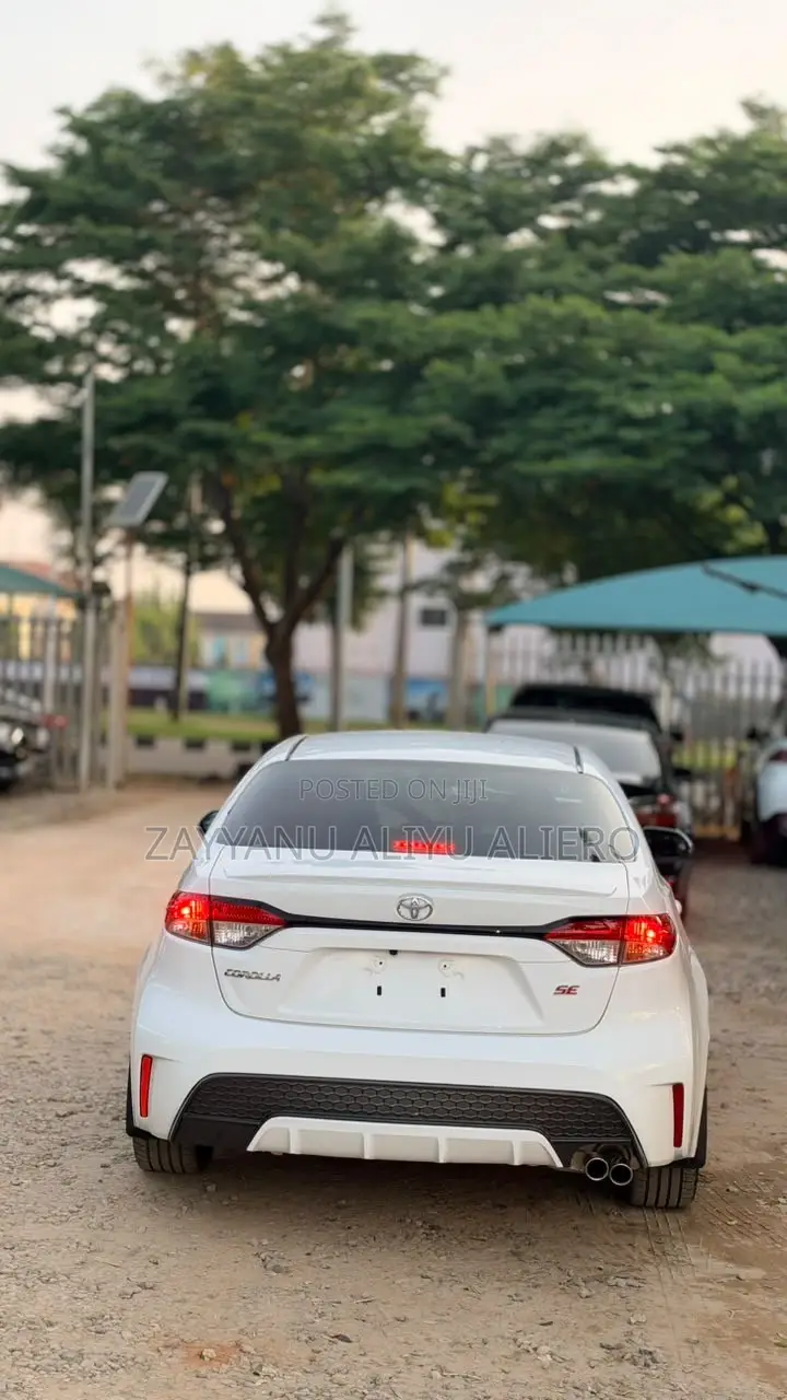 Toyota Corolla 2020 White