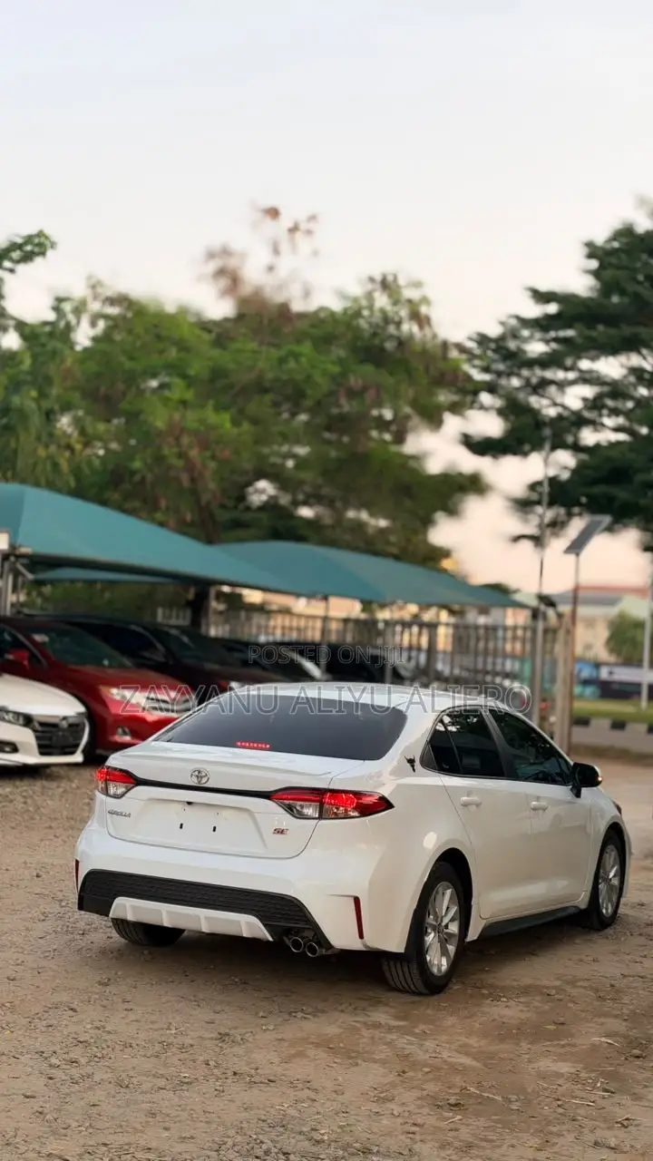 Toyota Corolla 2020 White
