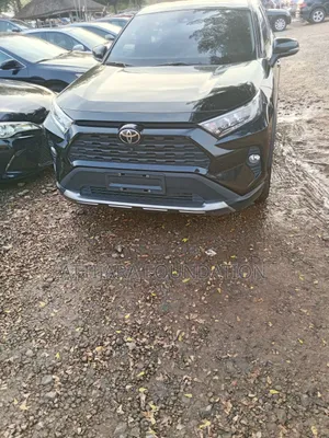 Toyota RAV4 2022 Black