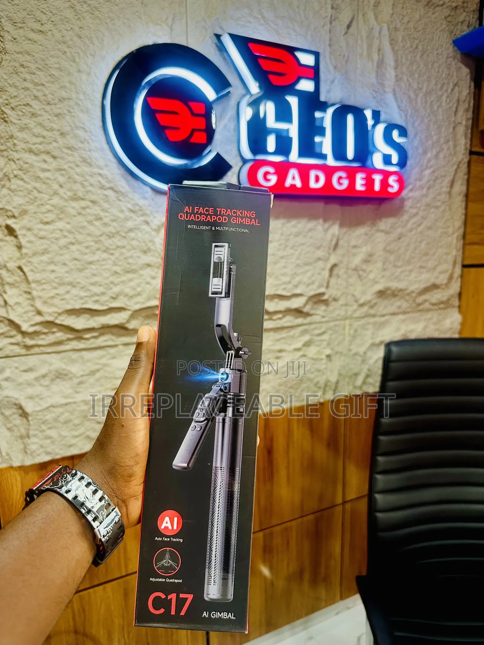 360° C17 AI Face Tracking Quadrapod Gimbal & Selfie Stick