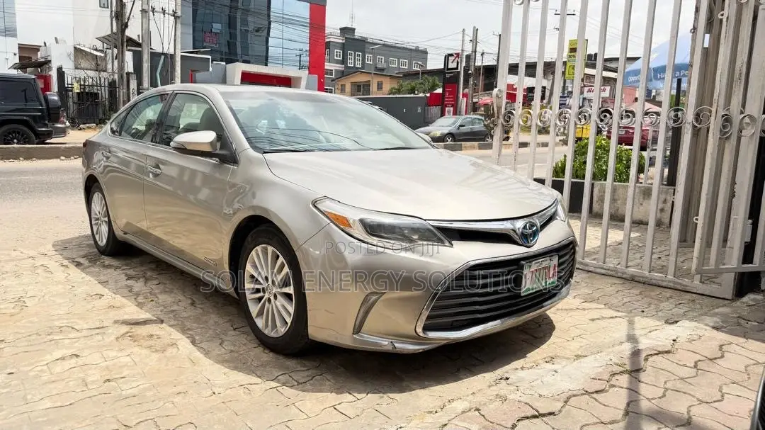 Toyota Avalon 2014 Gold
