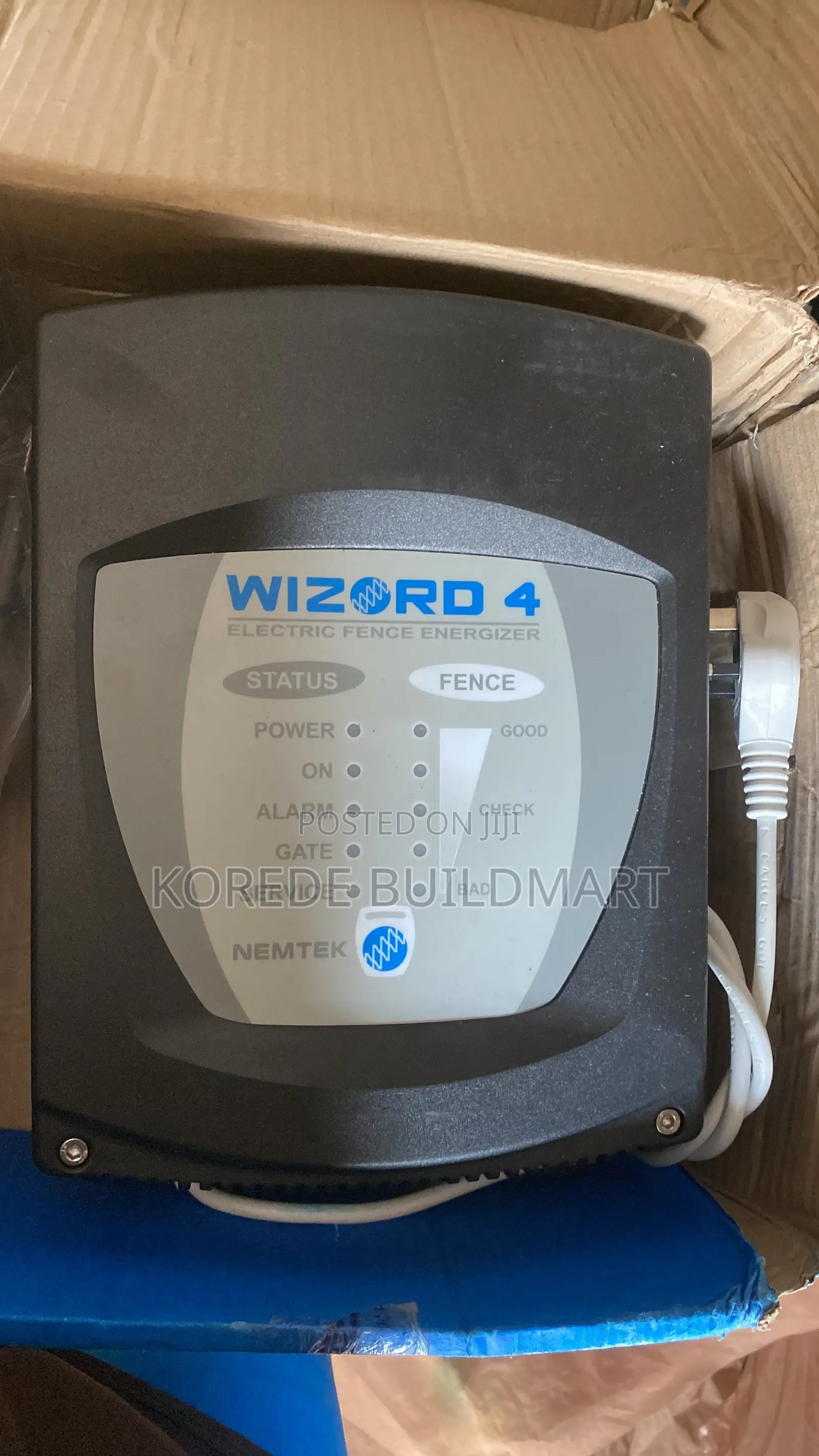 Wizord 4 Electric Fence Energizer