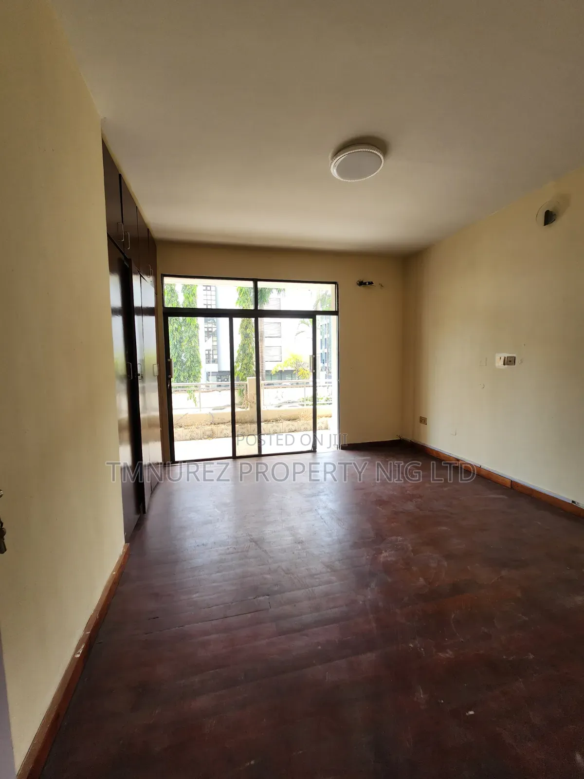 4bdrm Duplex in Ahmadu Bello Way for rent