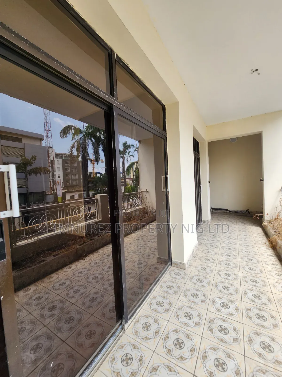 4bdrm Duplex in Ahmadu Bello Way for rent
