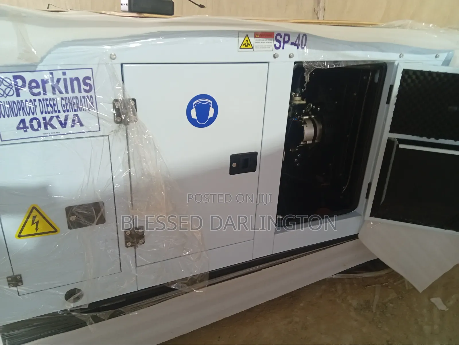 40kva Perkins Soundproof Diesel Generator 
