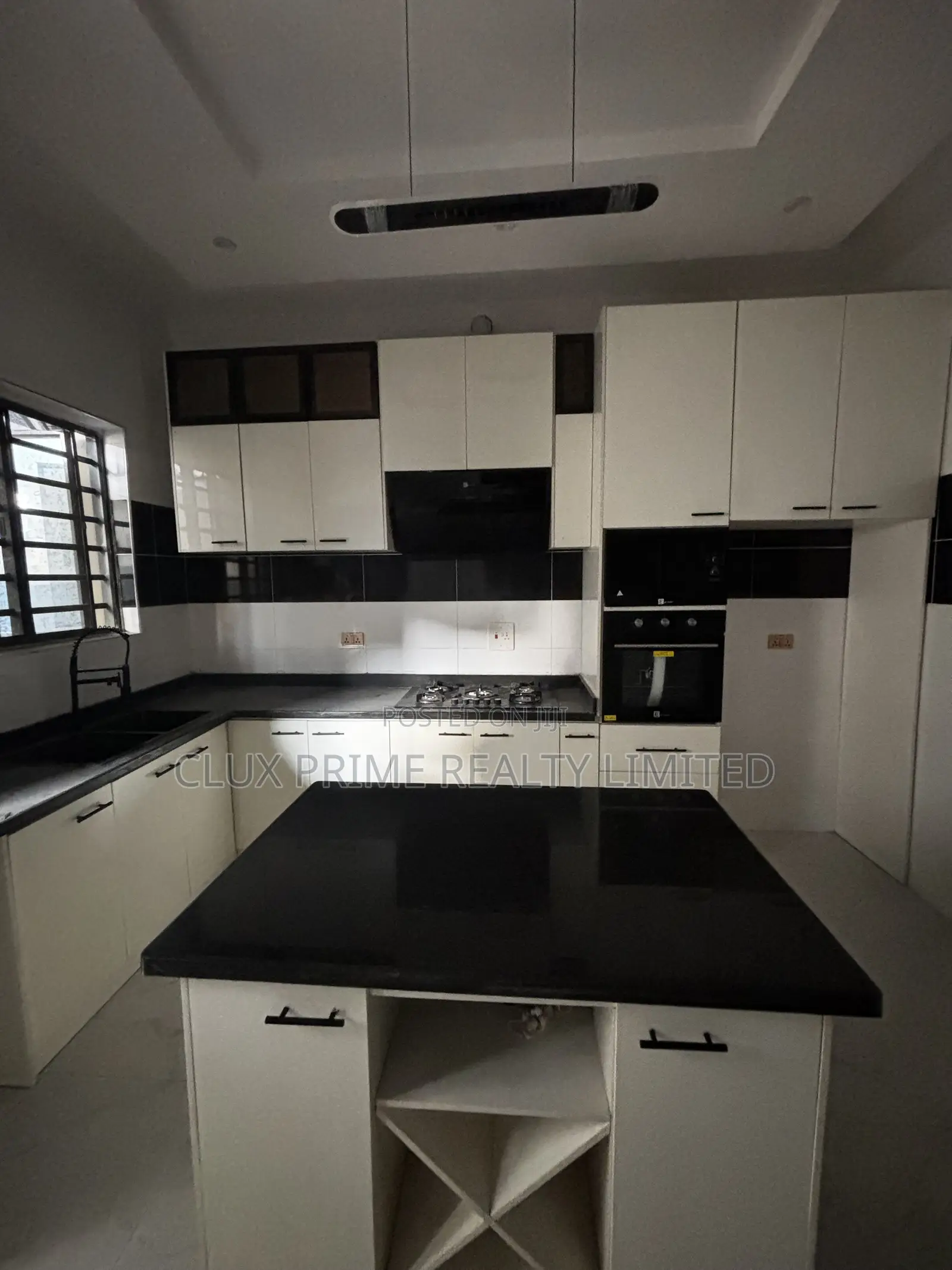 4bdrm Duplex in Sangotedo for sale