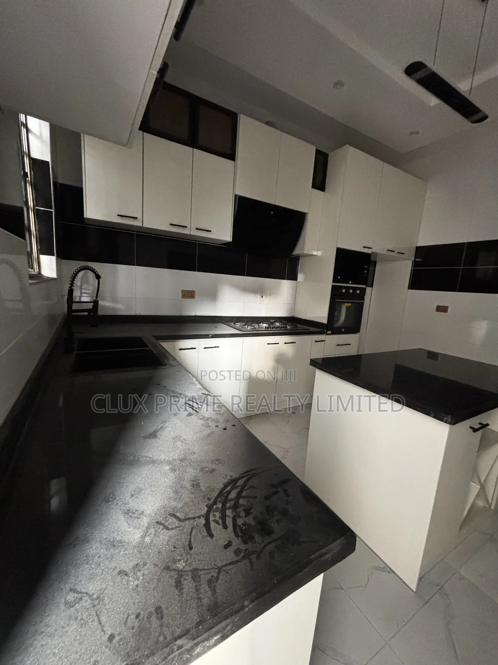 4bdrm Duplex in Sangotedo for sale