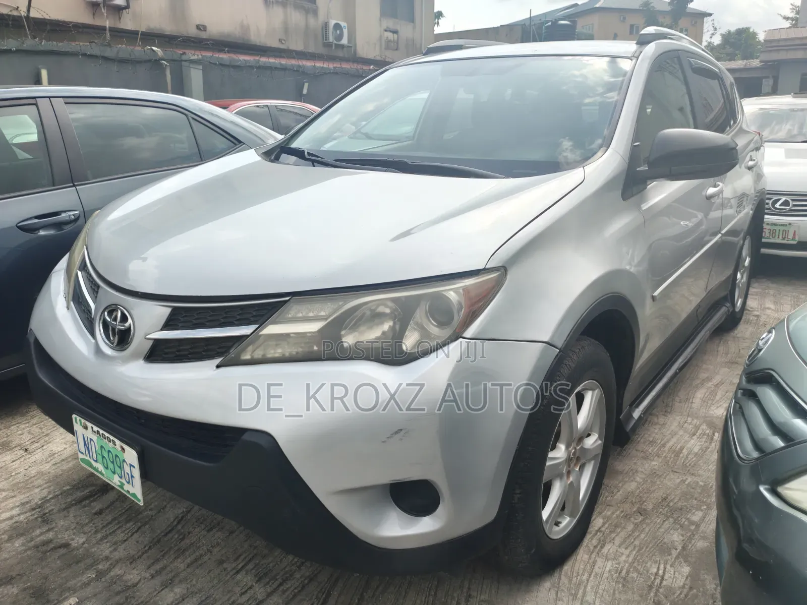 Toyota RAV4 LE AWD (2.5L 4cyl 6A) 2013 Silver