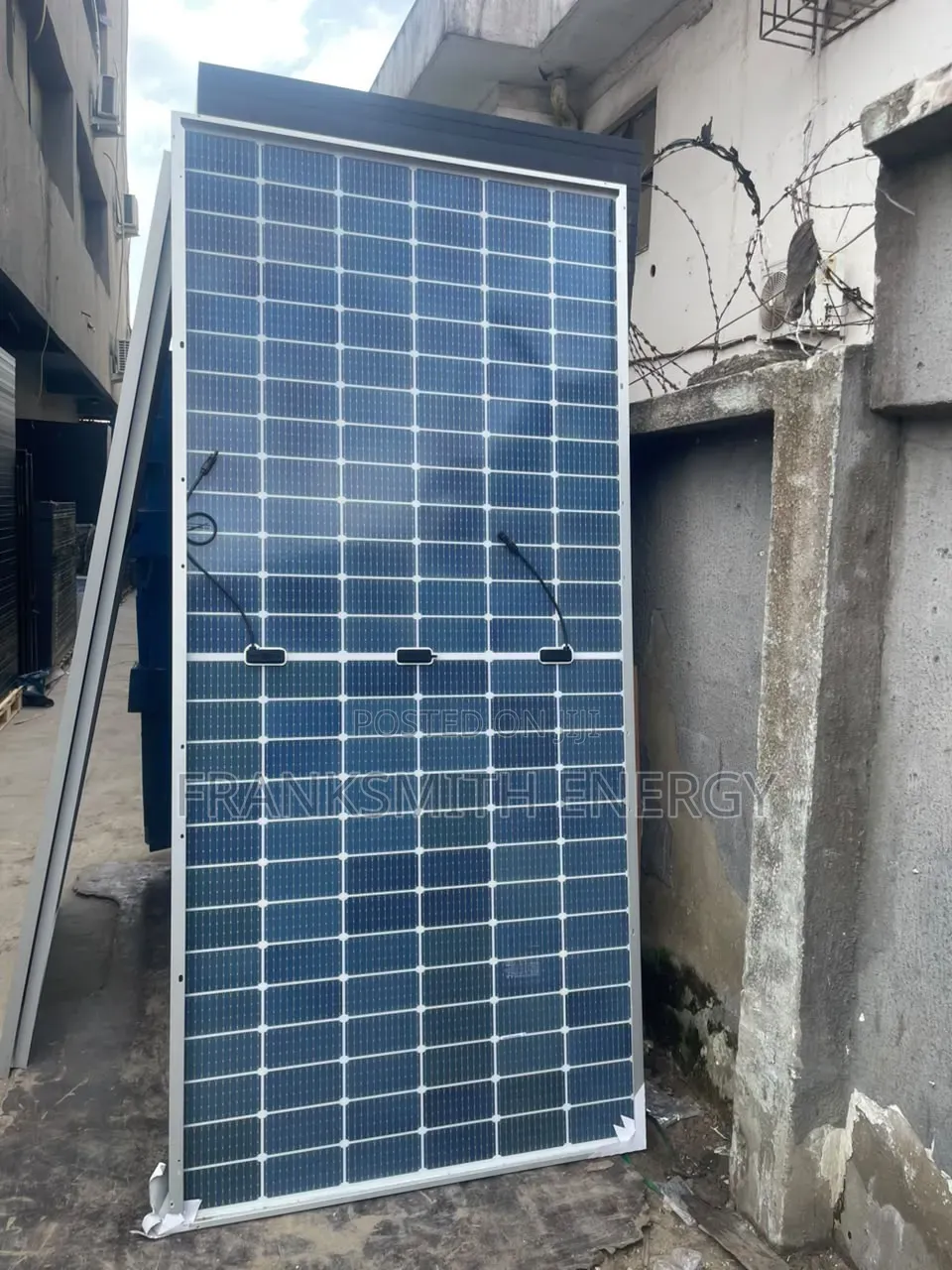 390w,450w,500w,550w,690w,650w,720w,700w All Sizes Available