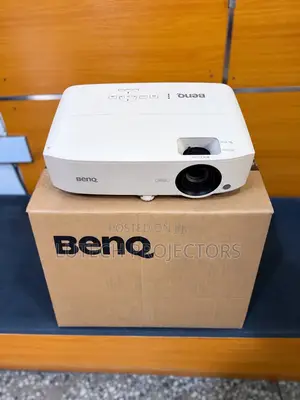 Brand New BenQ 4000 Lumens Multimedia Projector 4 Large Meeting