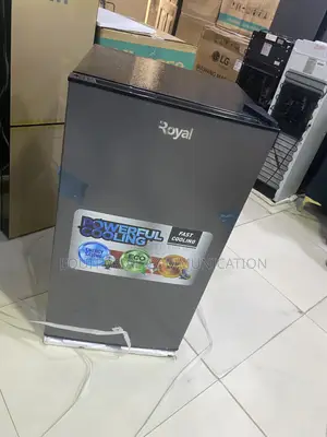 Royal 105L Refrigerator for Convenient Food Storage