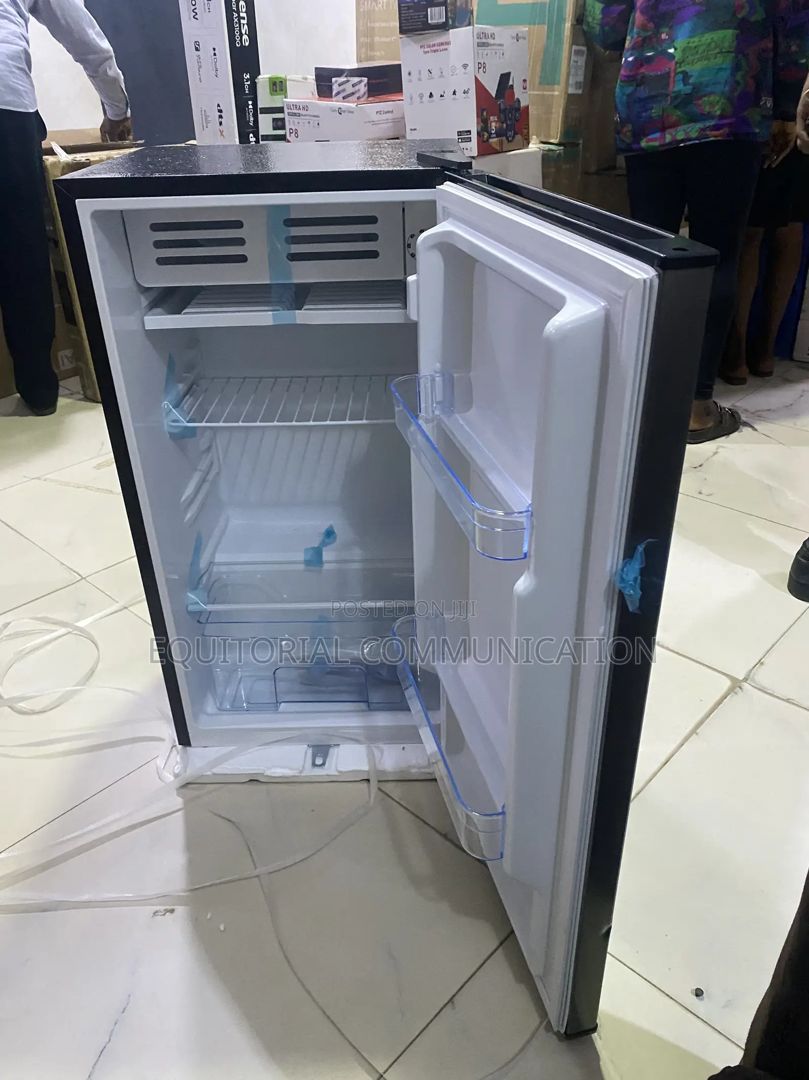 Royal RREF105BF 105 Refrigerator for Compact Kitchens