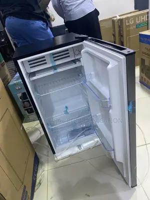 Royal 105L Fridge for Chilled Drinks and Fresh Food
