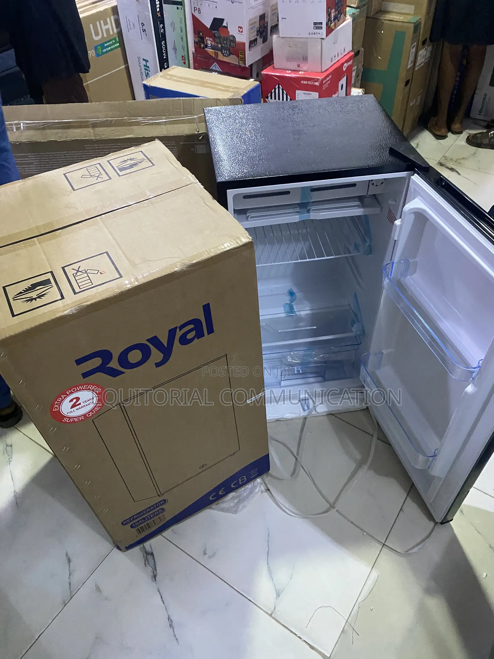 Royal RREF105BF 105-Litre Compact Home Fridge