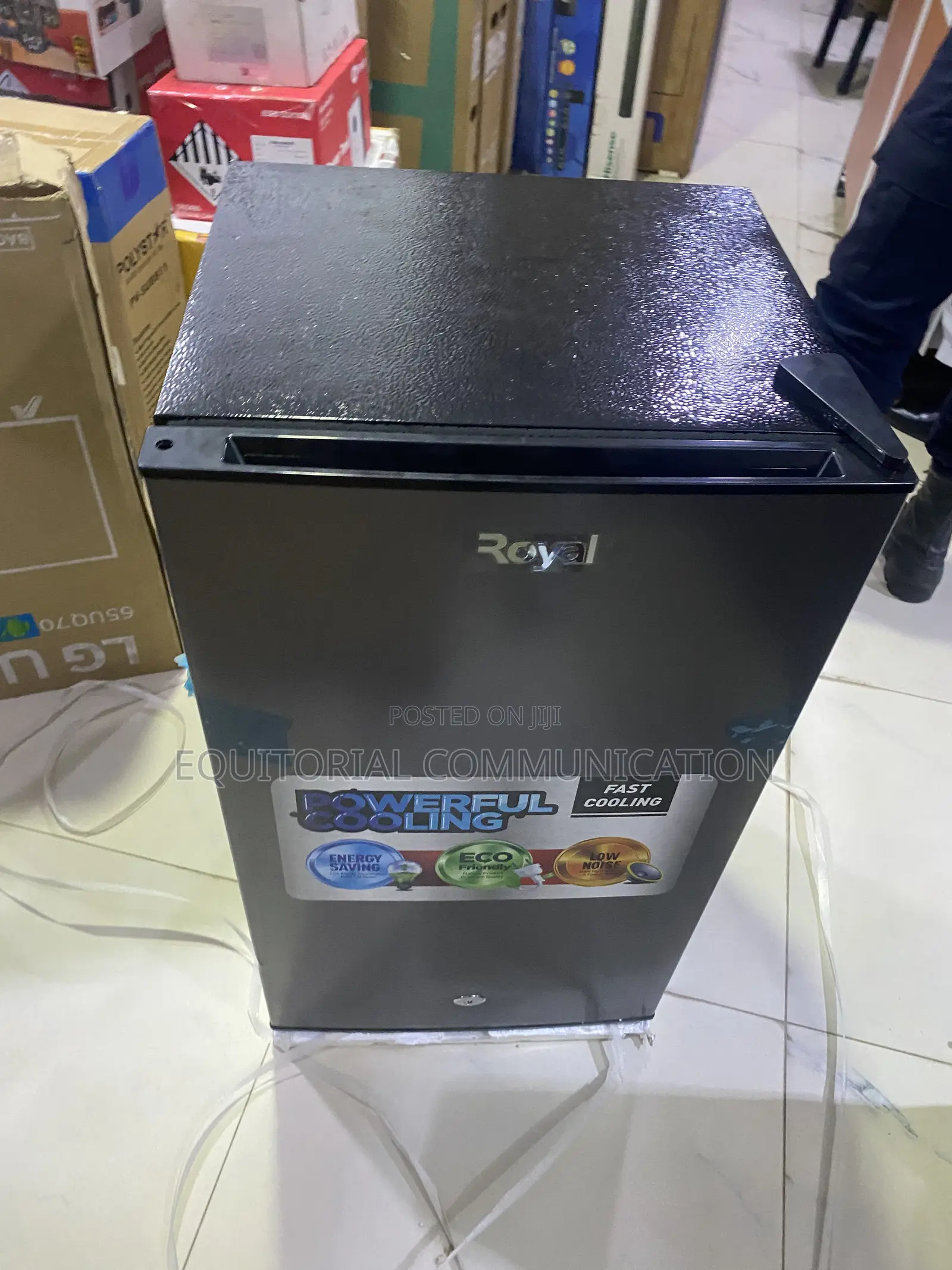 Royal RREF105BF 105L Compact Refrigerator for Modern Homes