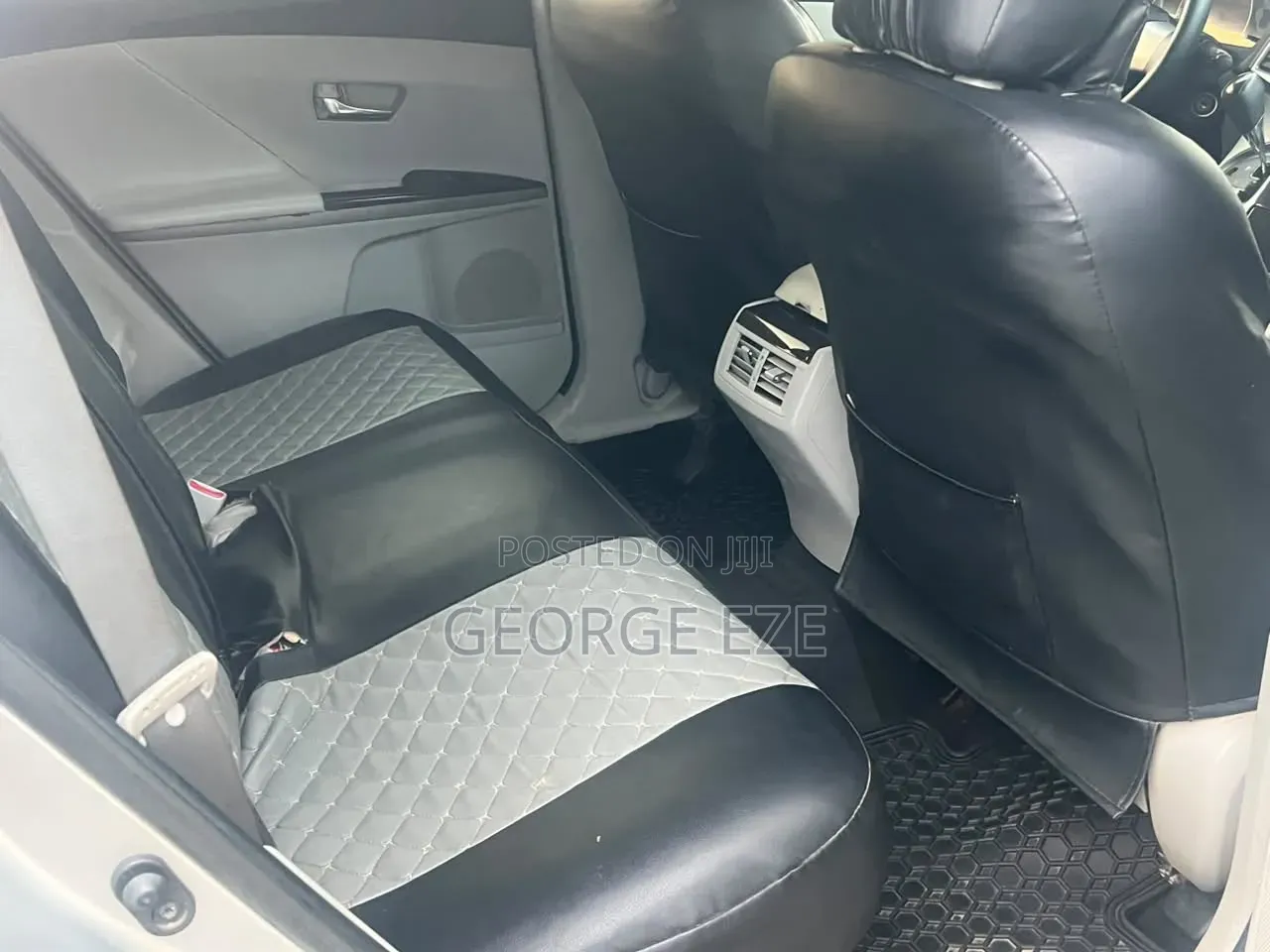Toyota Venza 2012 Silver