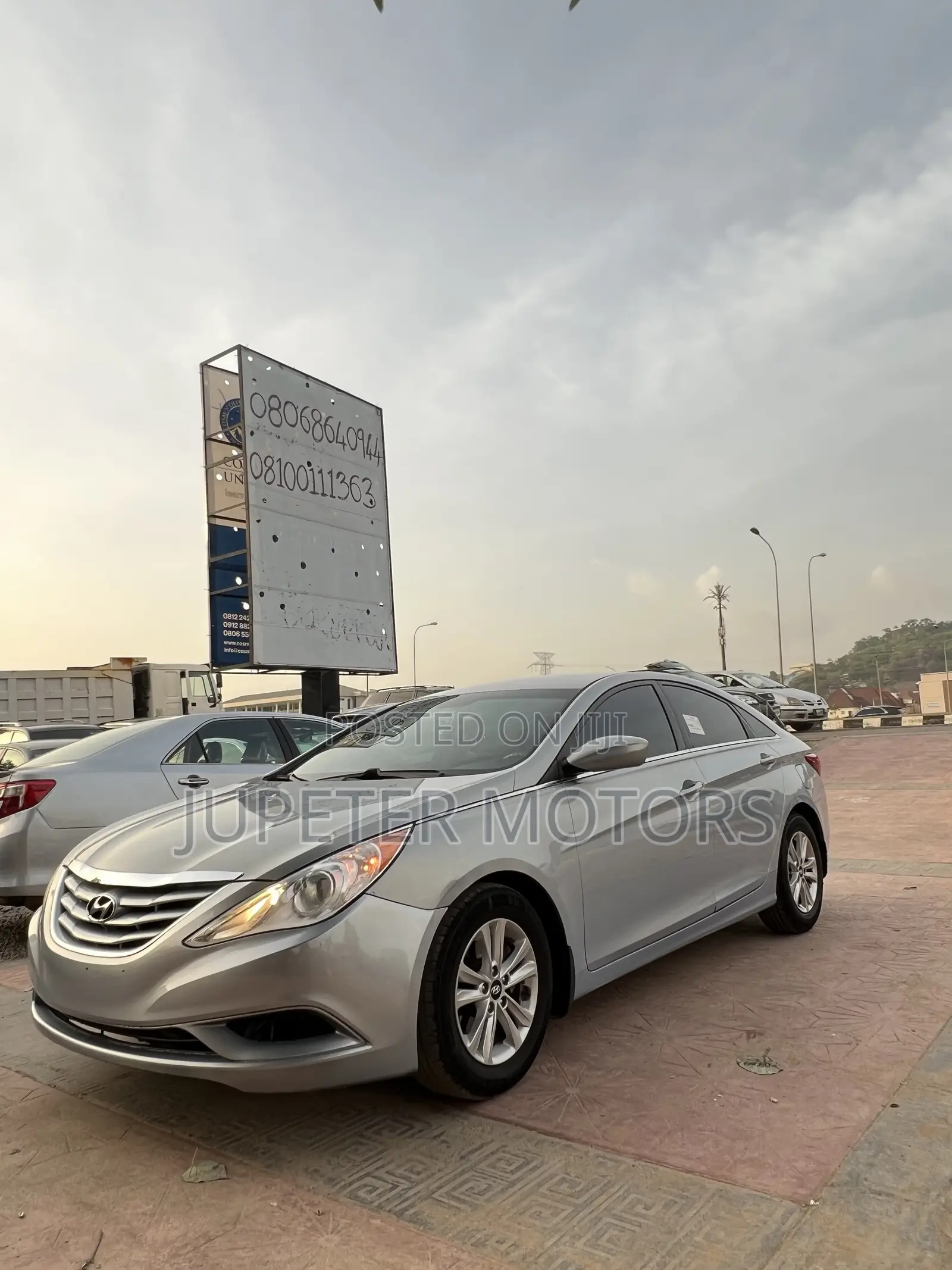 Hyundai Sonata SE Sedan FWD (2.4L 4cyl 6A) 2013 Gray