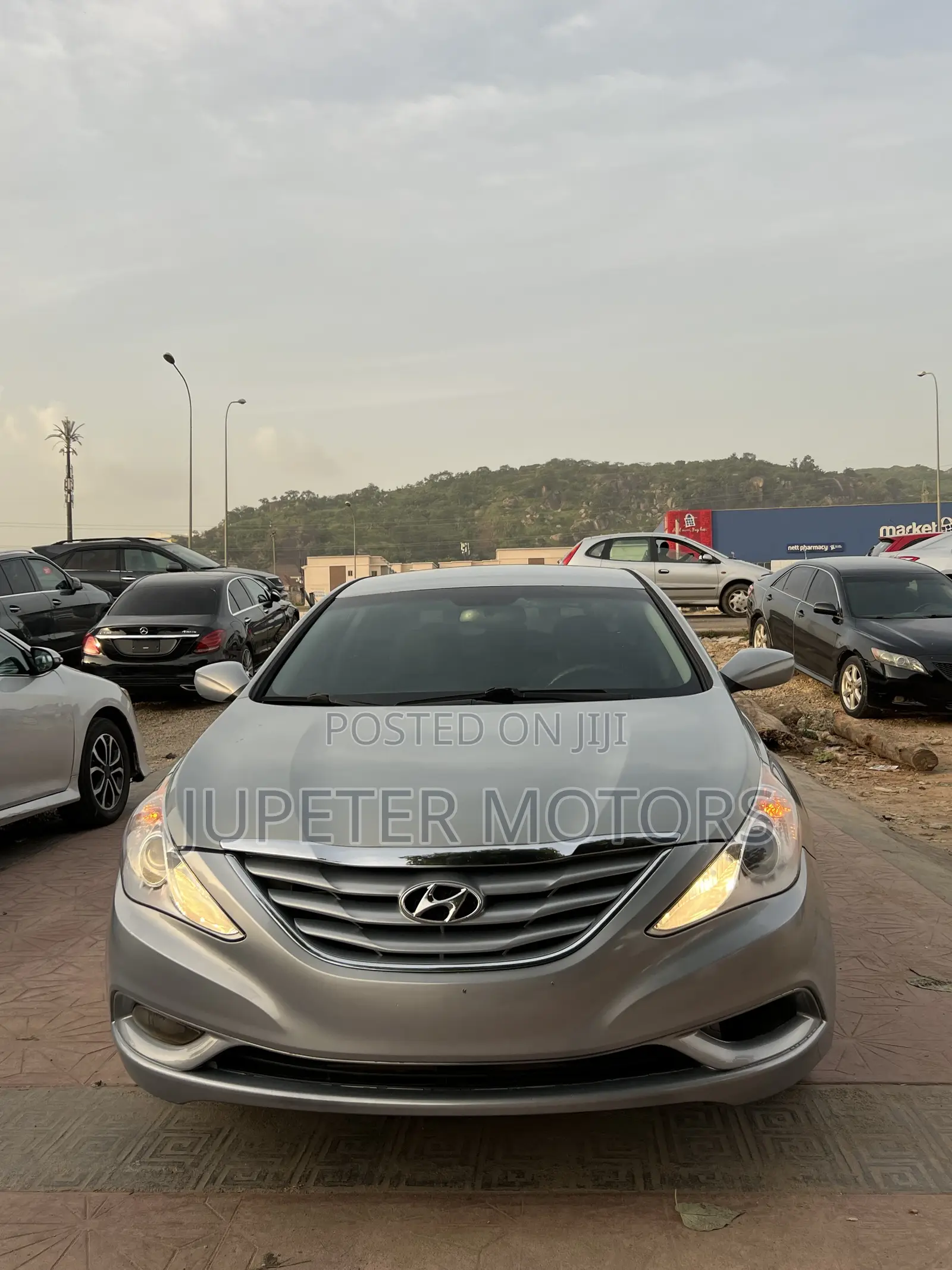 Hyundai Sonata SE Sedan FWD (2.4L 4cyl 6A) 2013 Gray