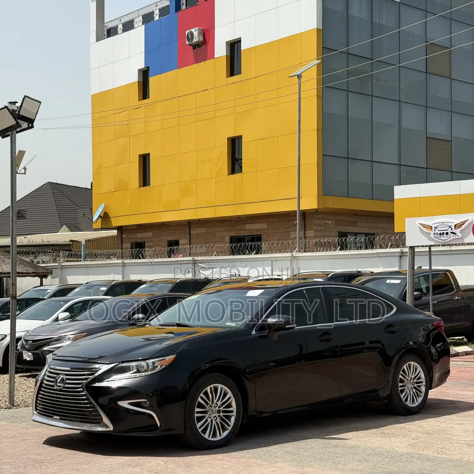 Lexus ES 350 FWD 2013 Black