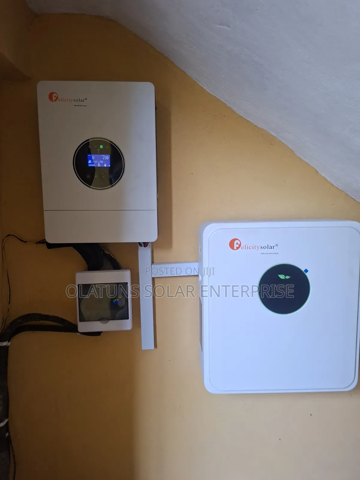 Hybrid Inverter and Lithium Batteries