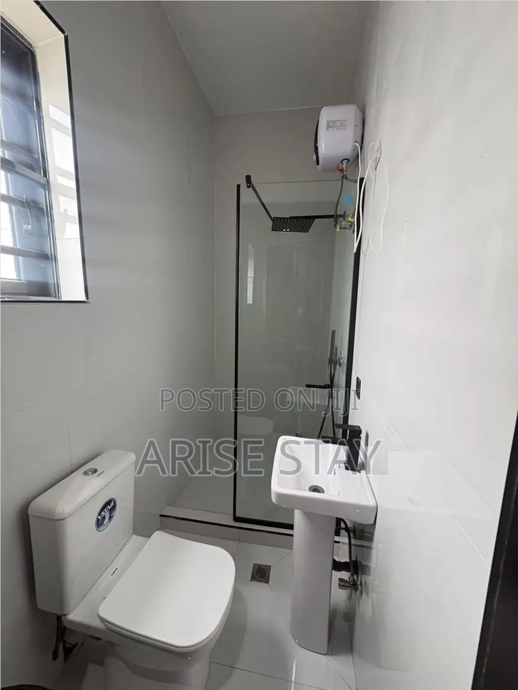 New 4-Bedroom Duplex With PS5 & Inbuilt Speakers