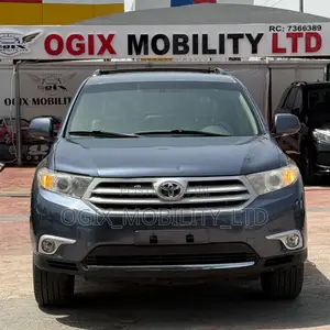 Toyota Highlander 2013 Gray