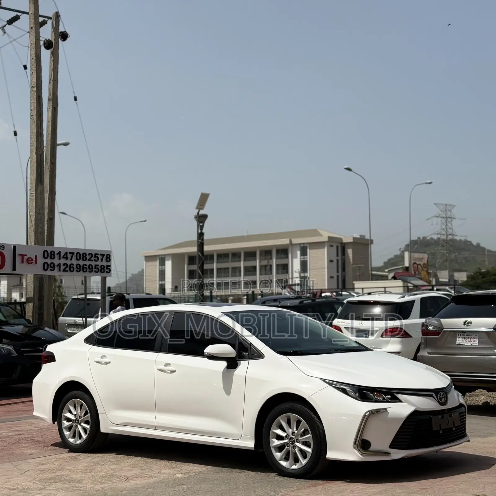 Toyota Corolla 2022 White