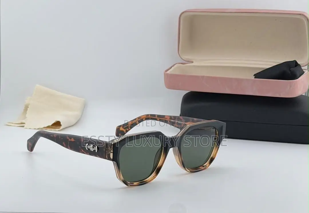 High Quality Luxury Burberry Fashion Glasses