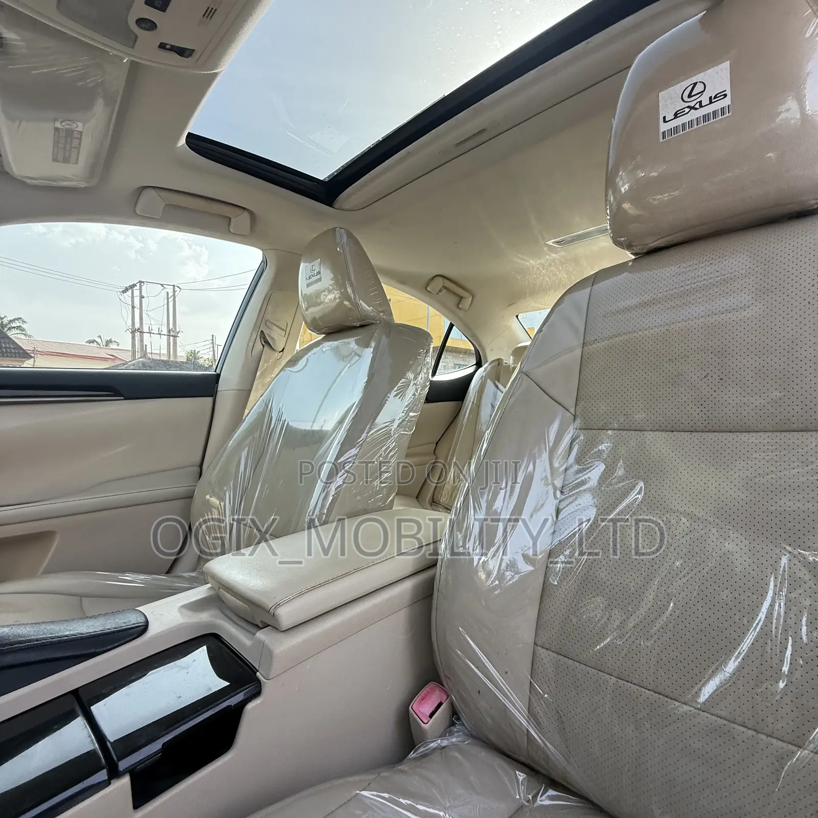 Lexus ES 350 FWD 2013 White