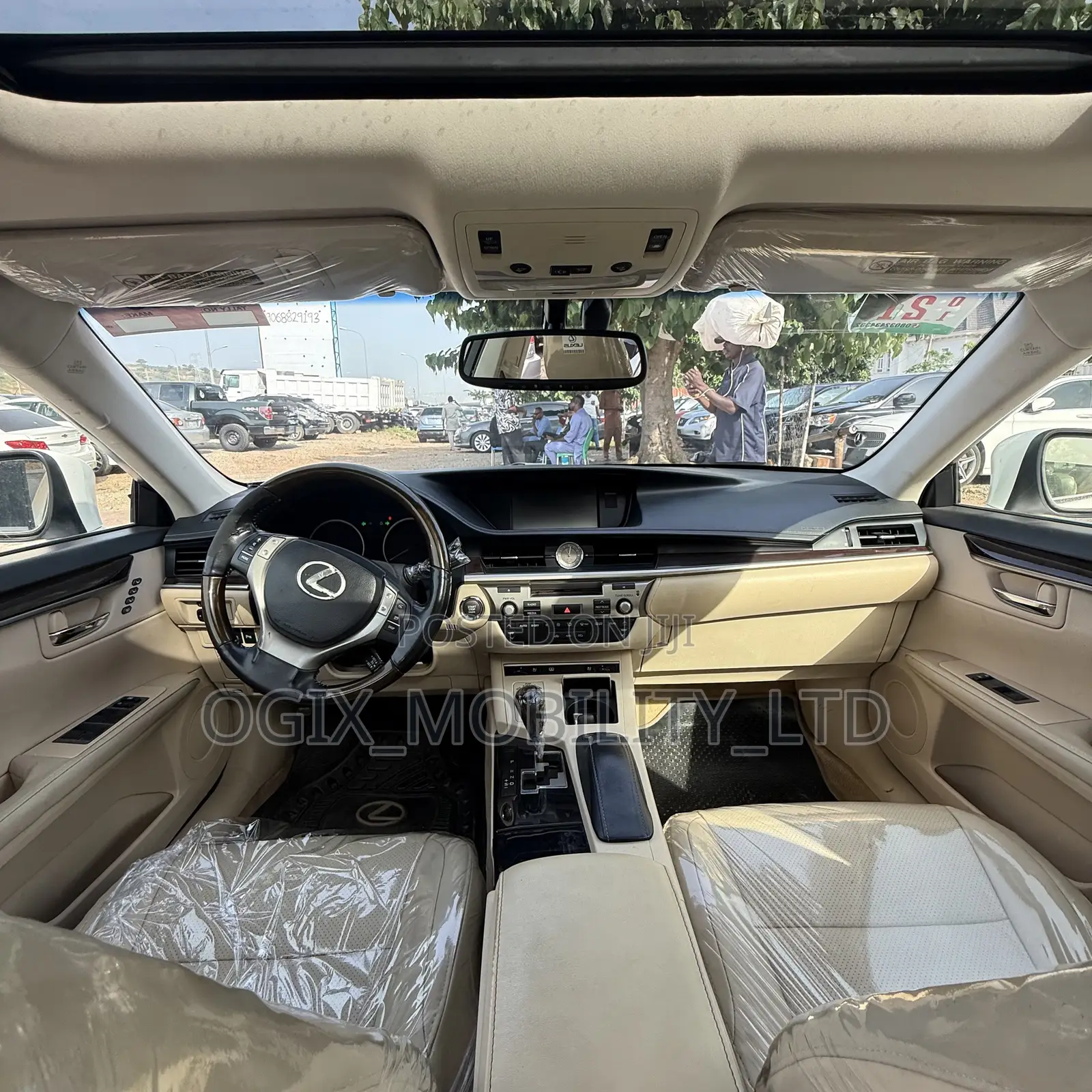 Lexus ES 350 FWD 2013 White