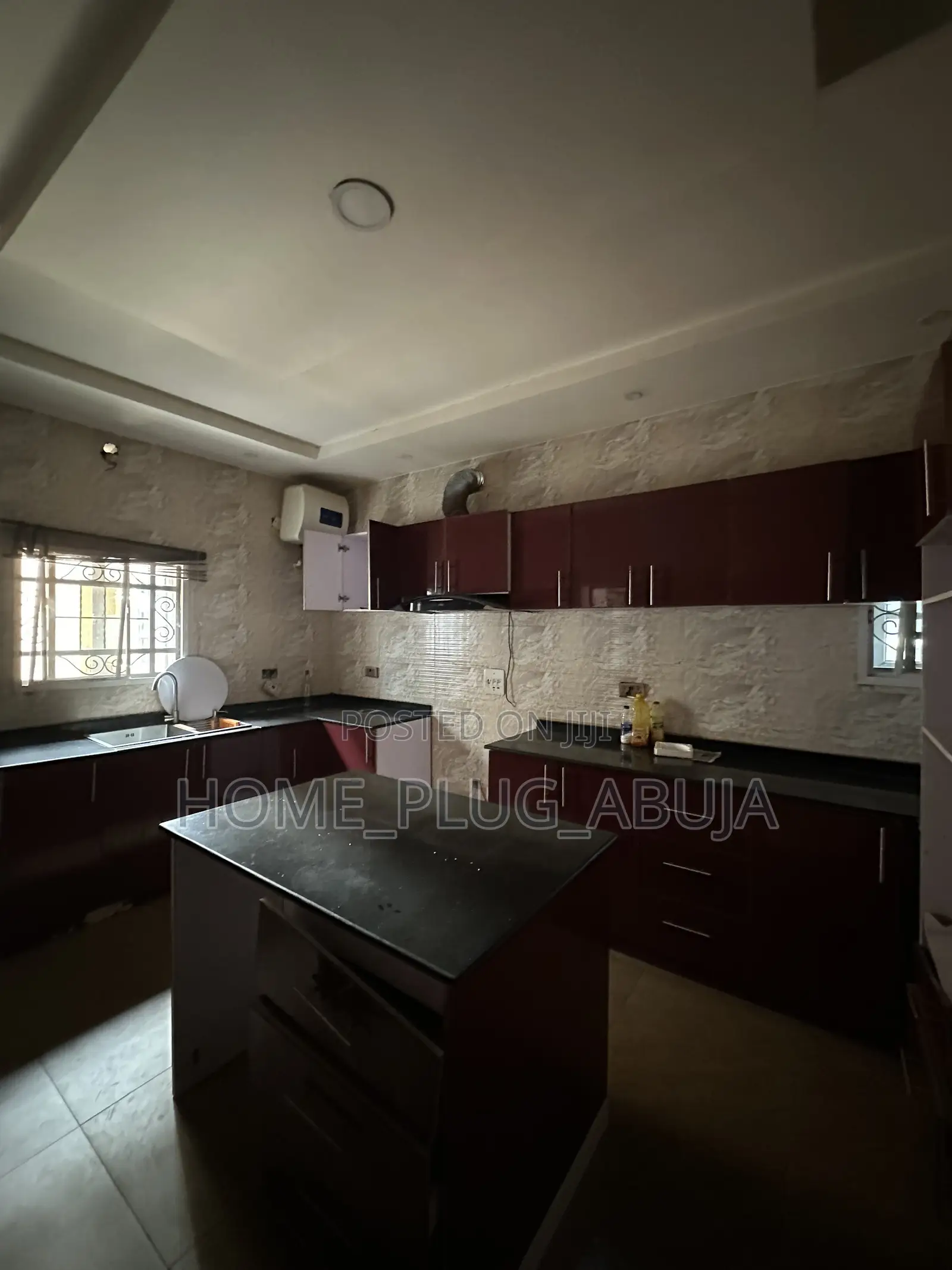 3bdrm Bungalow in Efab Queens Estate for rent