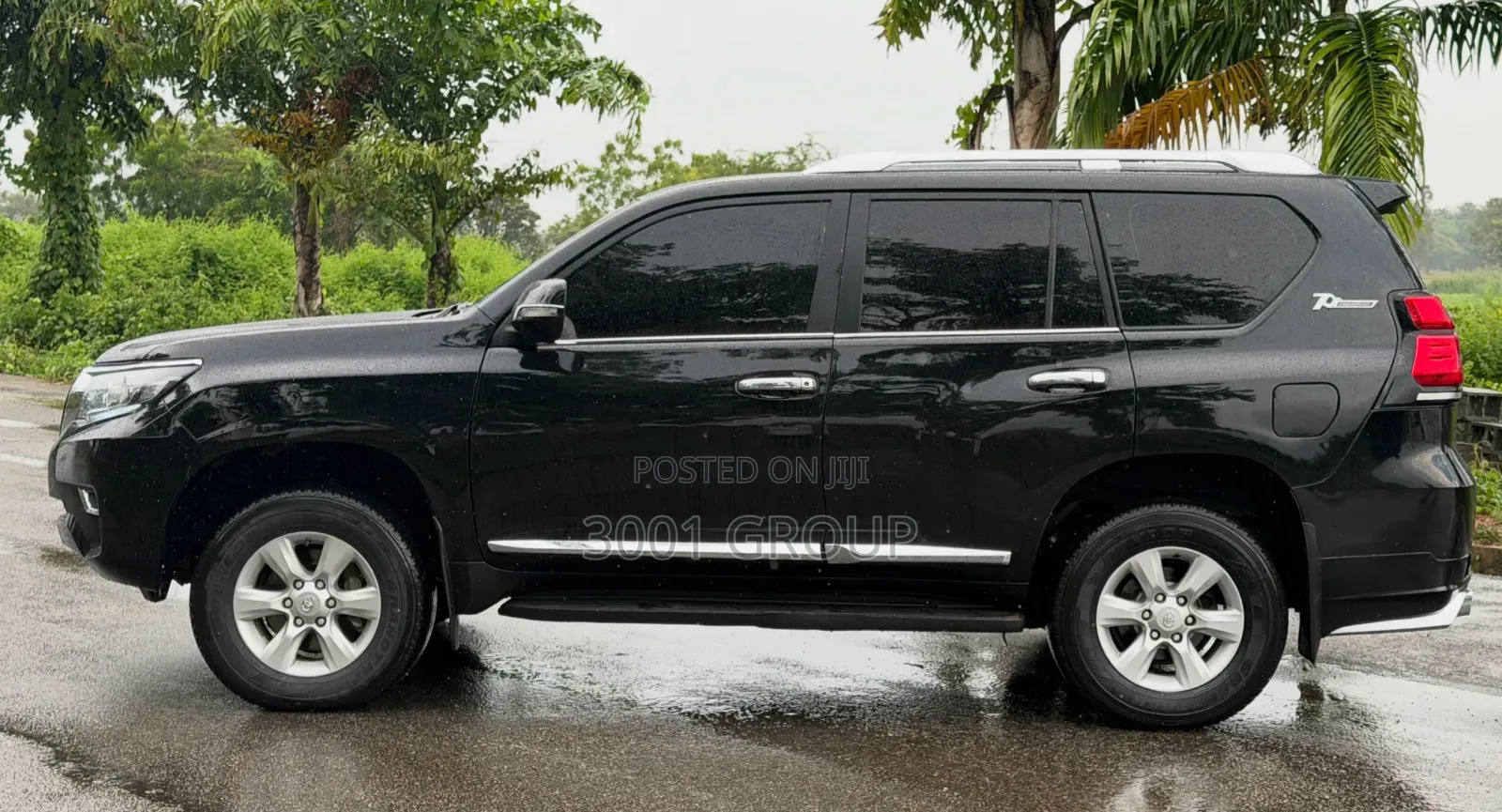 Toyota Land Cruiser Prado 2012 Black